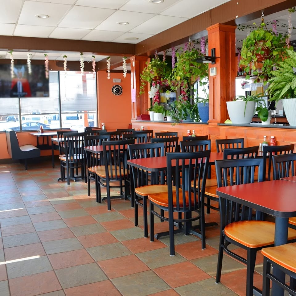 A Great Atmosphere at Both Locations