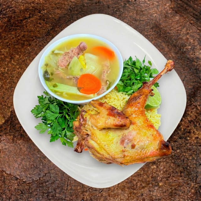 Sopa De Gallina Rancho.
